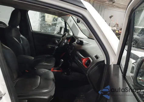 2016 Jeep Renegade Trailhawk z USA, uszkodzony, nr VIN ZACCJBCT8GPD17847